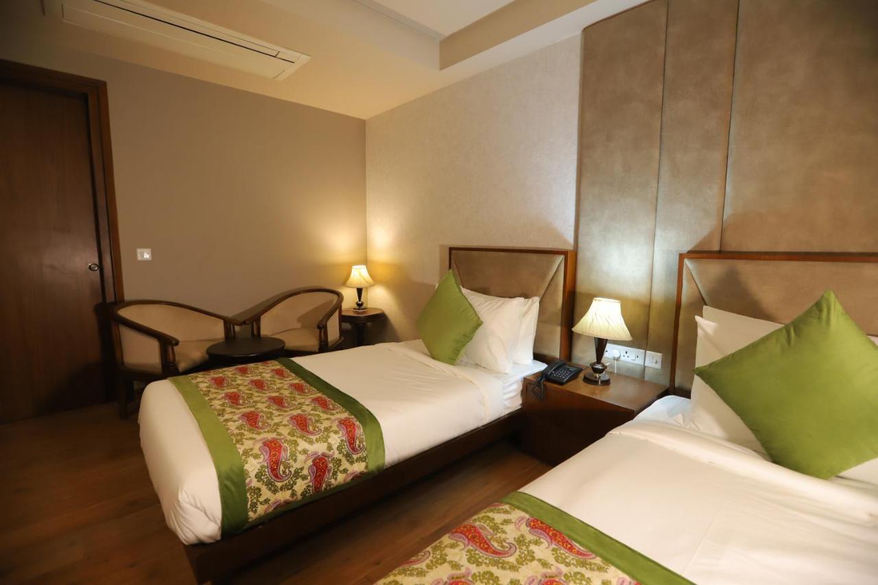Ip Royal Hotel - Нью-Делі Екстер'єр фото